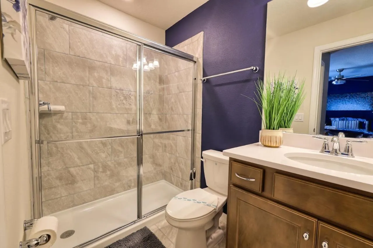 Magical 10-Bed Themed Windsor Island Home Davenport 0*,
